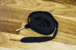 Шнурок (чорний, котон 100%, 140 см)