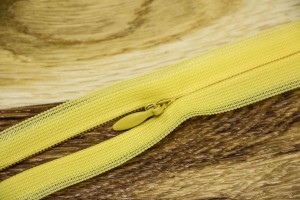 Молния потайная YKK 20 см Молния потайная YKK 20 см