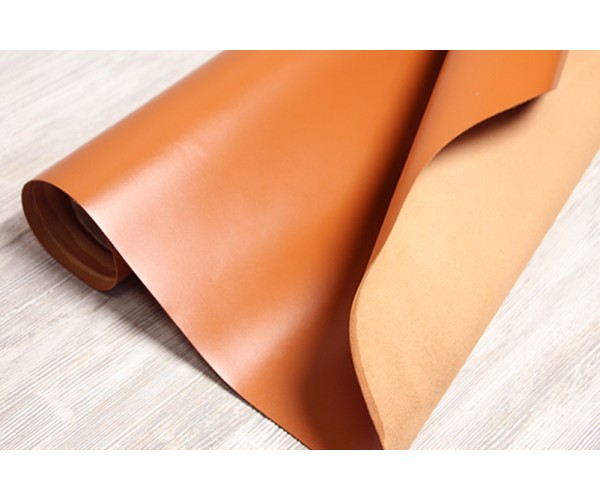 Шкіра ВРХ Італія (віскі, гладка, напівматова, середньої щільності) Шкіра ВРХ Італія (віскі, гладка, напівматова, середньої щільності)