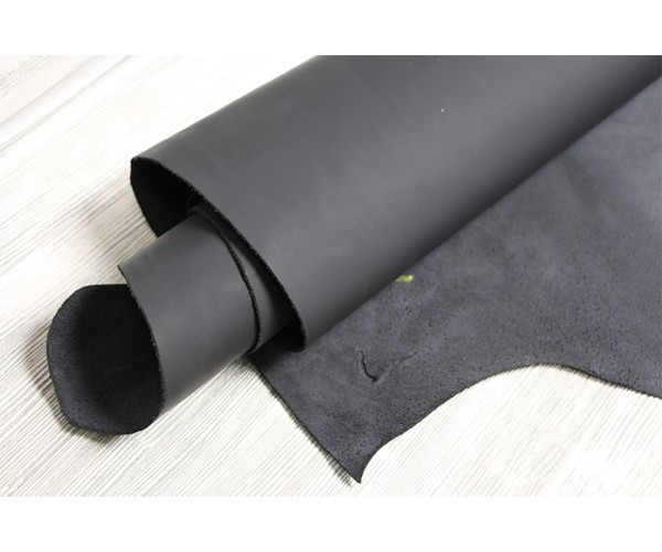 Шкіра ВРХ Італія (чорний, гладка, матова, м'яка, з гумовим покриттям)