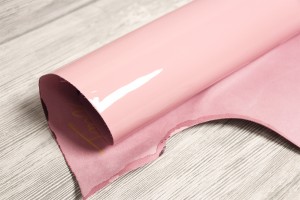 Шкіра ВРХ Італія (рожево-пудровий, лак)