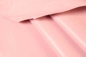 Шкіра овчина Італія (блідо-рожева,гладка, наппівглянцева)