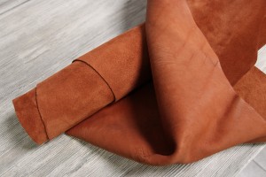 Шкіра ВРХ Італія (карамель, велюр, лицьовий, м'який)