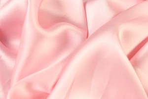 Ткань атласный шелк Италия (шелк 100%, нежно розовый, плотность 75гр/м, шир. 1,40 м)
