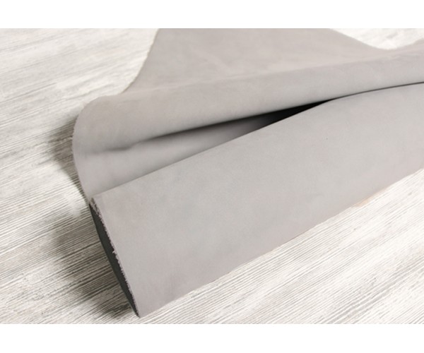 Кожа КРС Италия (светло-серый, нубук) Кожа КРС Италия (светло-серый, нубук)