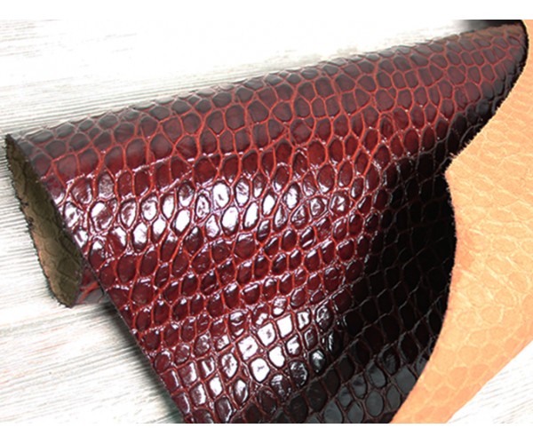 Кожа КРС Италия (бордовый, глянец, штамп crocco, животы)