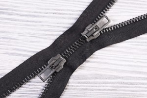 Блискавка подвійна роз'ємна OPTI 0,8х70 см