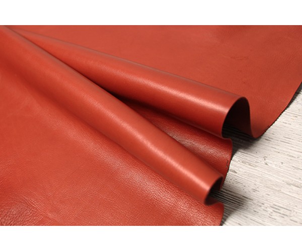 Шкіра овчина Італія (червоне дерево, глянцева, м'яка, даблфейс)