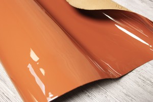 Кожа КРС Италия (карамель, лак)