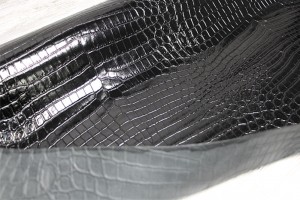 Шкіра ВРХ Італія (чорний, глянець, штамп під крокодил)