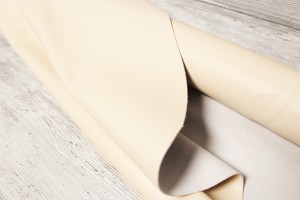 Шкіра ВРХ Італія (молочна, тонка, напівглянець, гладка)