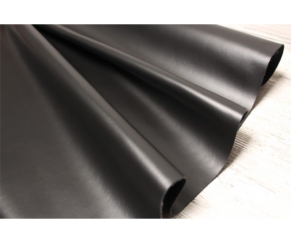 Кожа КРС Италия (черный, гладкая, глянец, хром, мягкая)