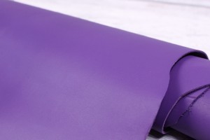 Шкіра ВРХ Італія (фіолетова, матова, м'яка, гладка)