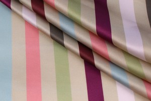 Ткань шелк Италия (шелк 100%, разноцветный, полосы продольные 2 см, ширина 1,40 м)