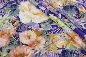 Тканина шовк Італія (матовий, шовк 100%, різнокольорова, квіти, шир. 1,40 м)