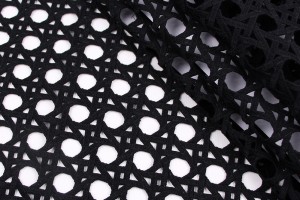 Ткань гипюр Италия (коттон 50%, полиэстер 50%, черное кружево, геометрия, ширина 1,40 м)