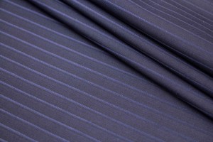Тканина костюмно-плательная Італія (вовна 100%, чорний з синім, смужки, шир. 1,50 м)